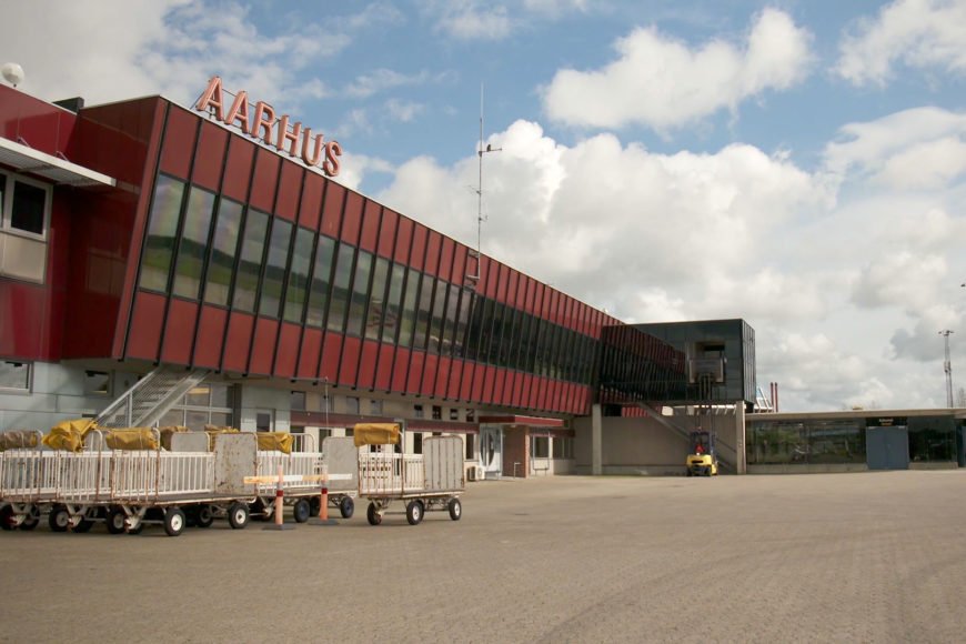 Solfilm 3M Prestige 70 folie til vinduer i Aarhus lufthavn
