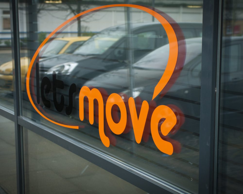 Lets Move - case