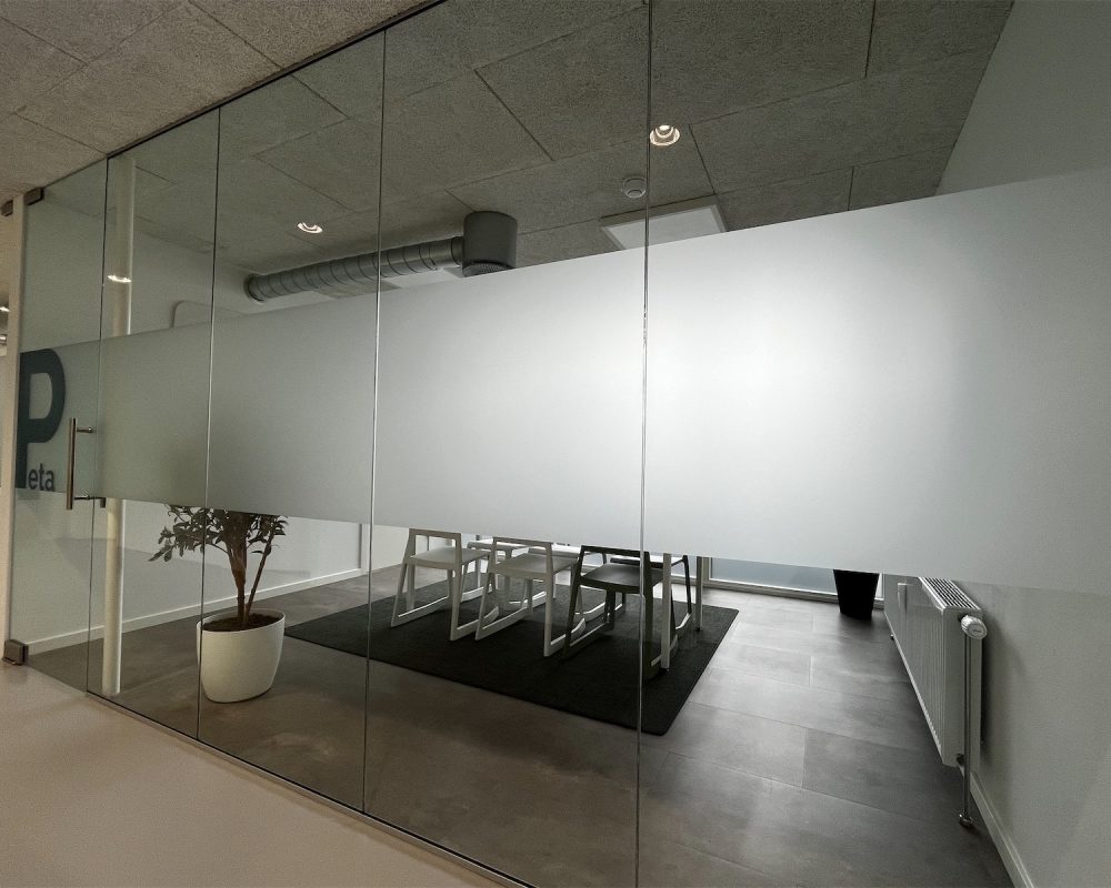 Folie, frosting og dekoration hos PicoPublish